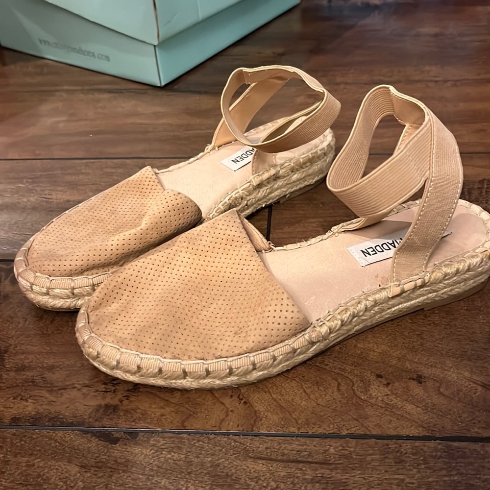 Steve Madden Merlene Nude Size 5.5